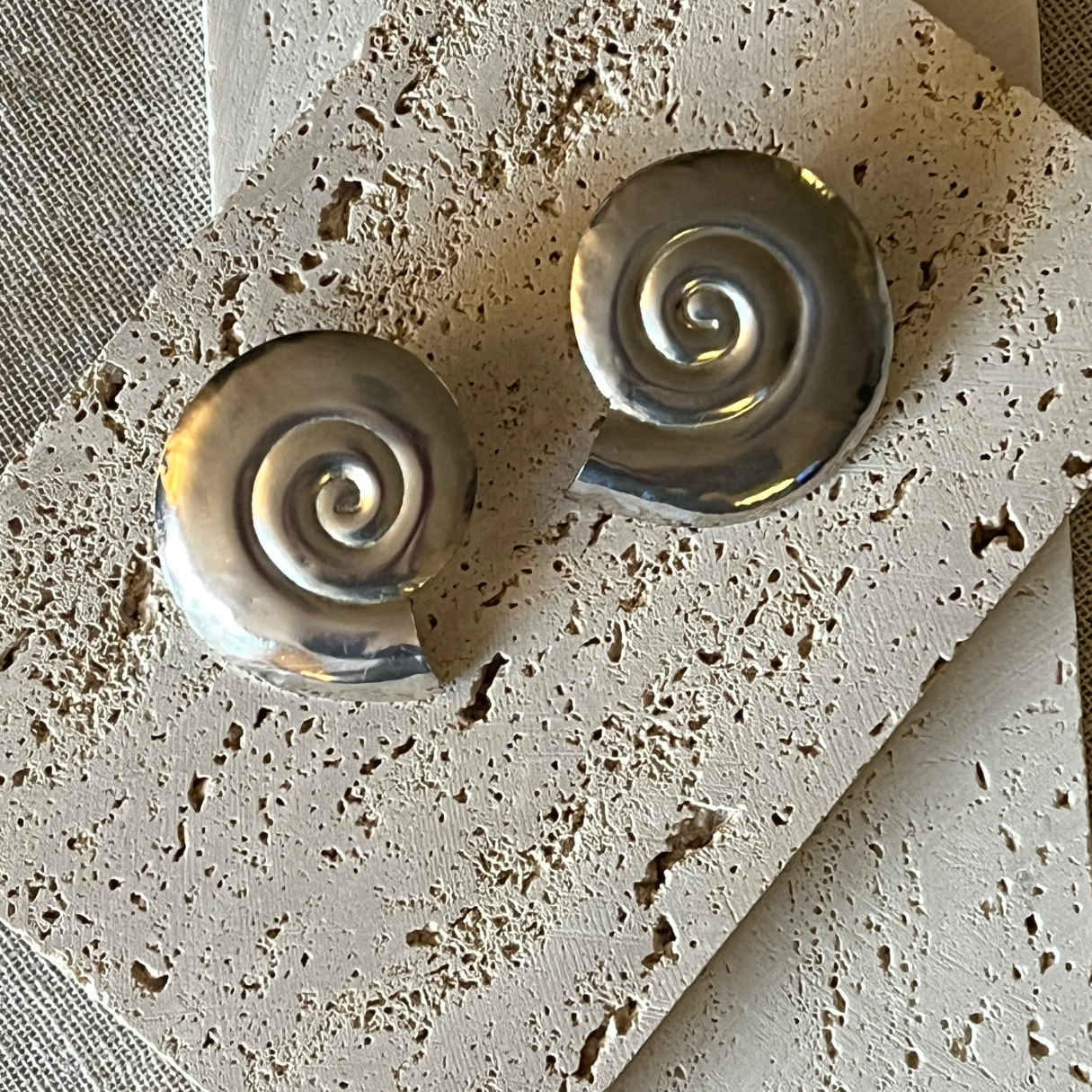 NOTHO Silver earrings